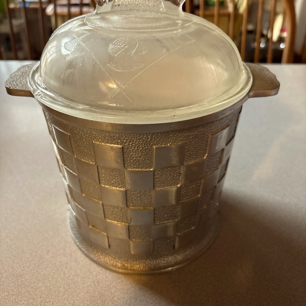 Vintage Guardian Cast Silver Ice Bucket.